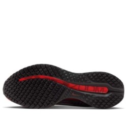 Nike Pegasus Premium - Design Raffiné avec Finitions de Luxe et Détails Soignés