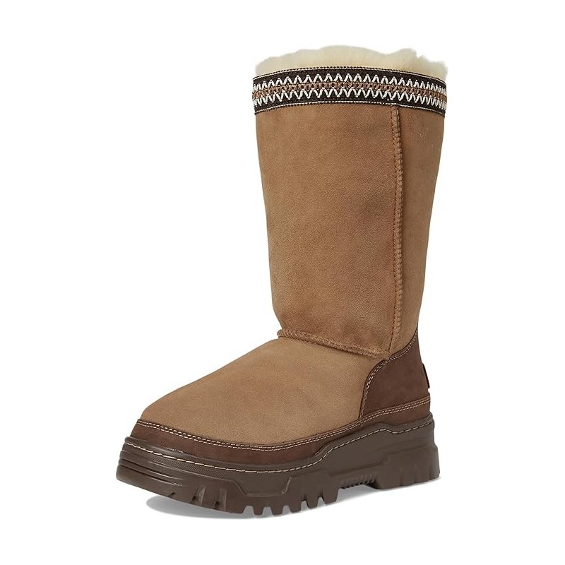 UGG Classic Tall Trailgazer Couleur Neutre Versatile Basique